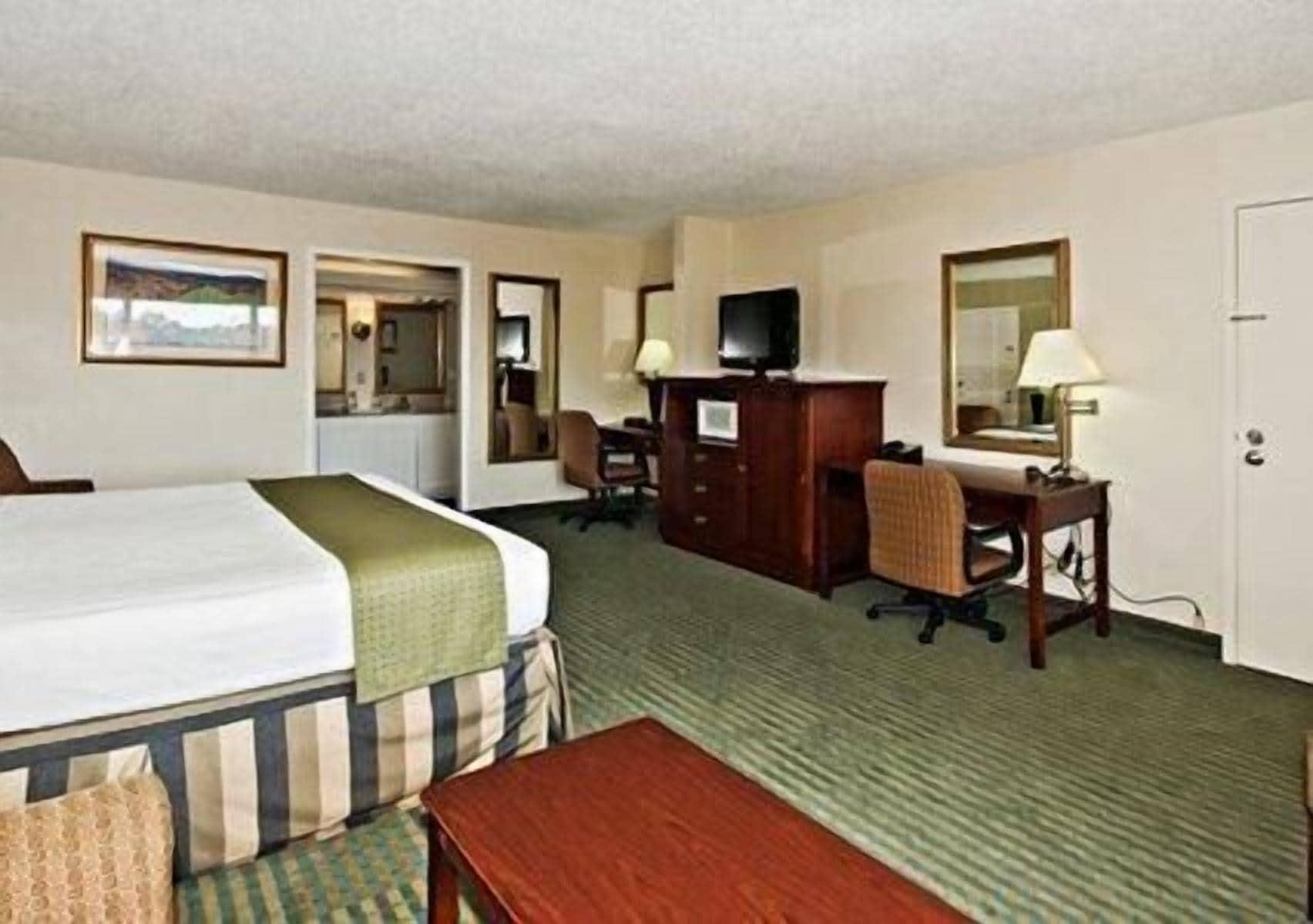 Clarion Inn Fredericksburg Eksteriør bilde