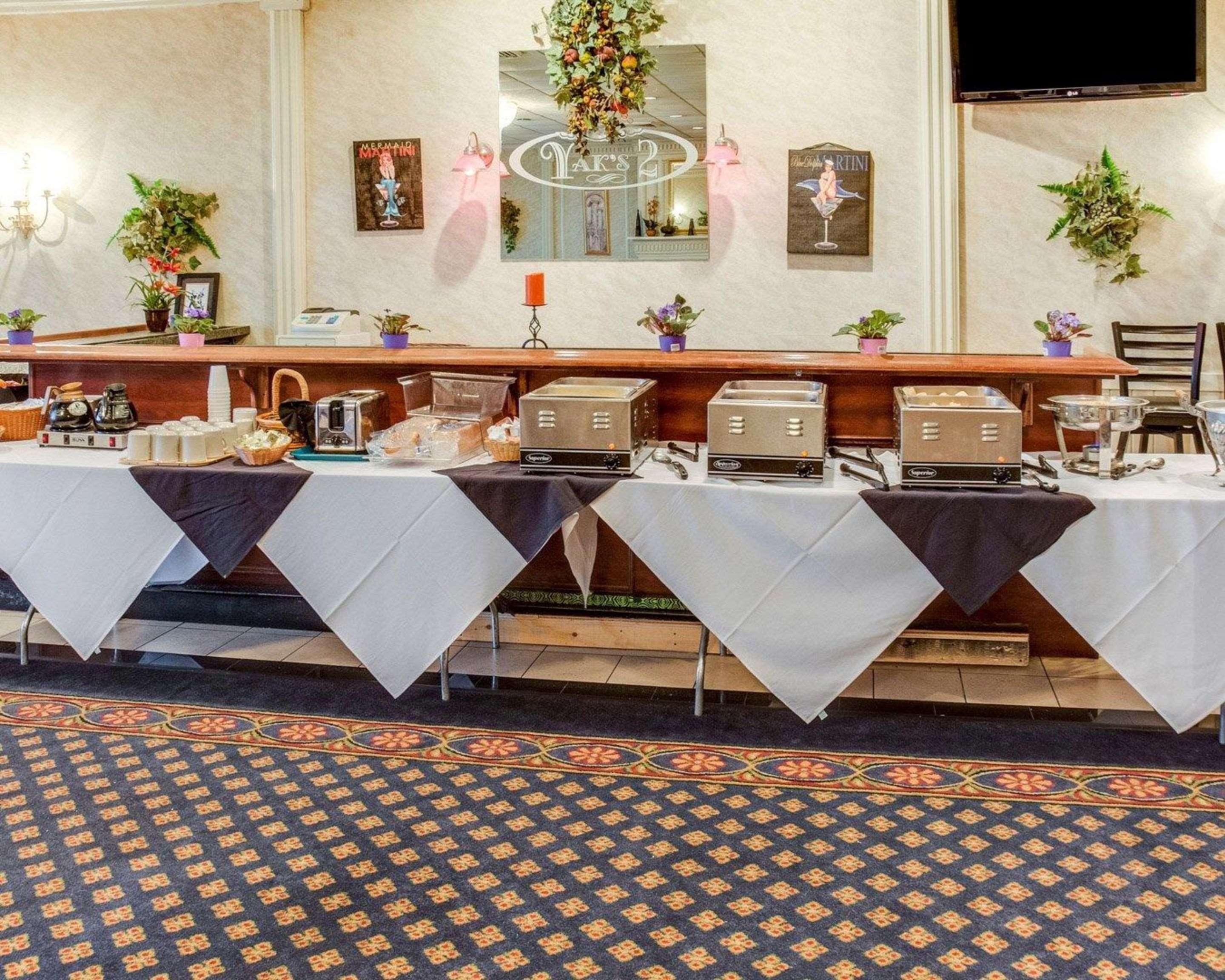 Clarion Inn Fredericksburg Eksteriør bilde