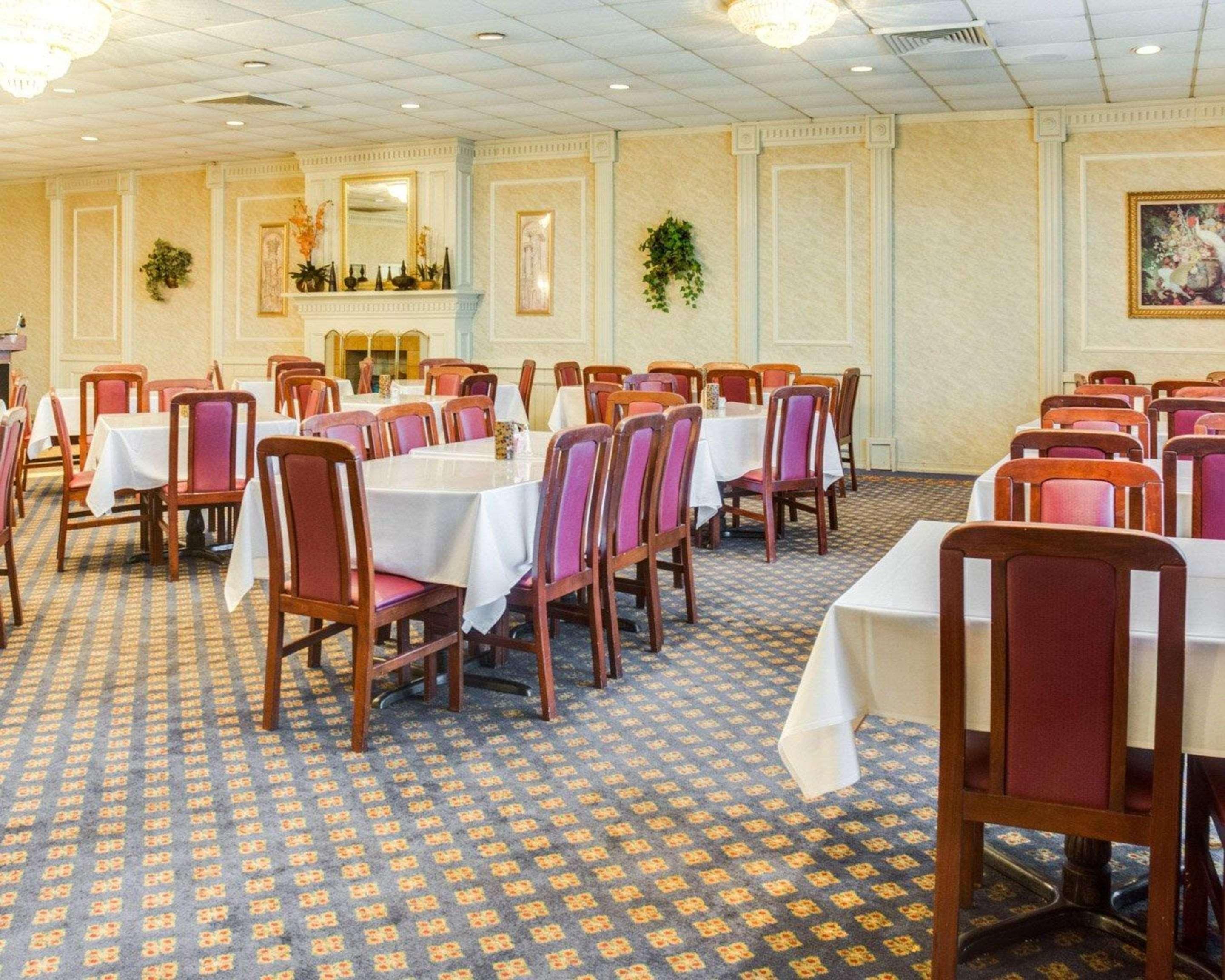 Clarion Inn Fredericksburg Eksteriør bilde