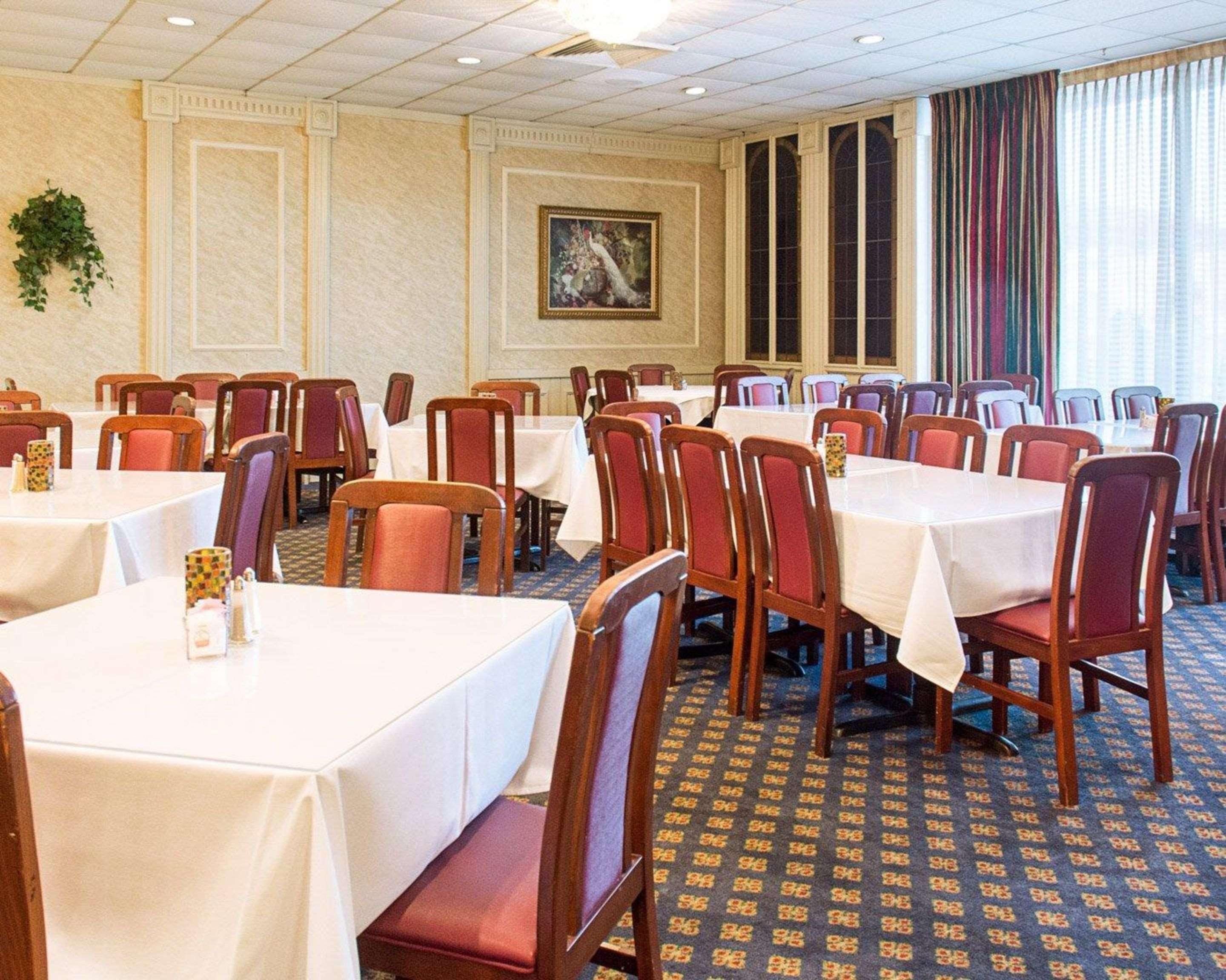 Clarion Inn Fredericksburg Eksteriør bilde